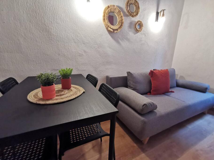 Centre Ville Montpellier - Appartement Au Coeur De L'Ecusson Exterior photo